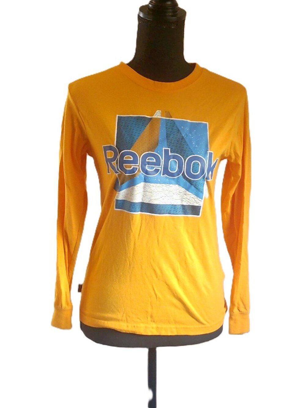 Reebok Youth Long-Sleeve Graphic T-Shirt | Size L (10/12)